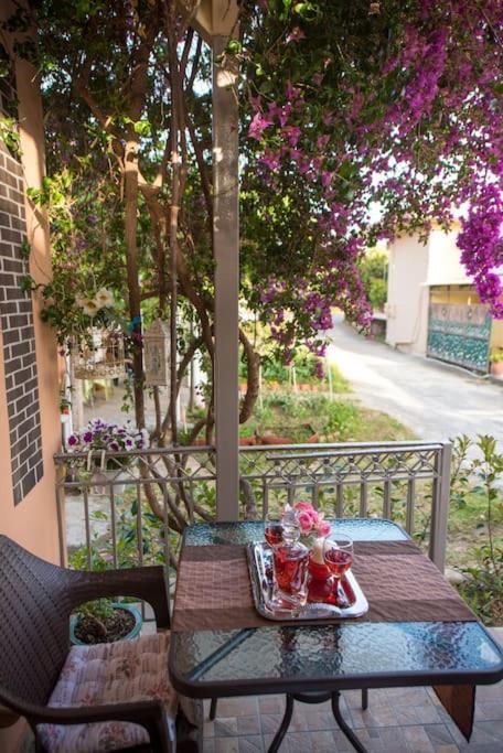 Bougainvillea House 1 Kalamata Dış mekan fotoğraf