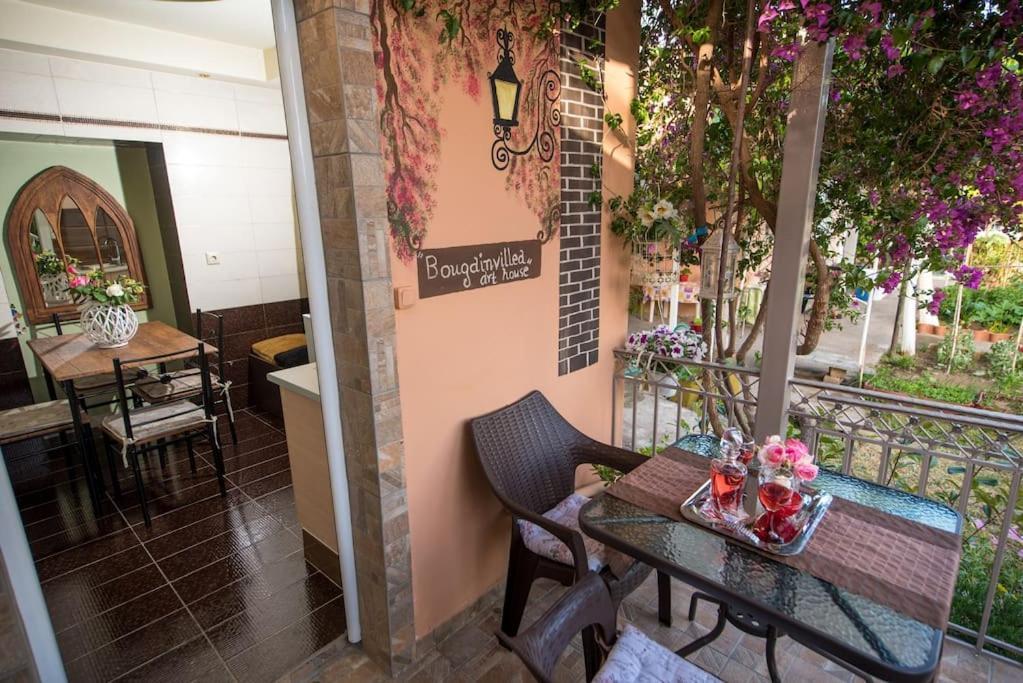 Bougainvillea House 1 Kalamata Dış mekan fotoğraf