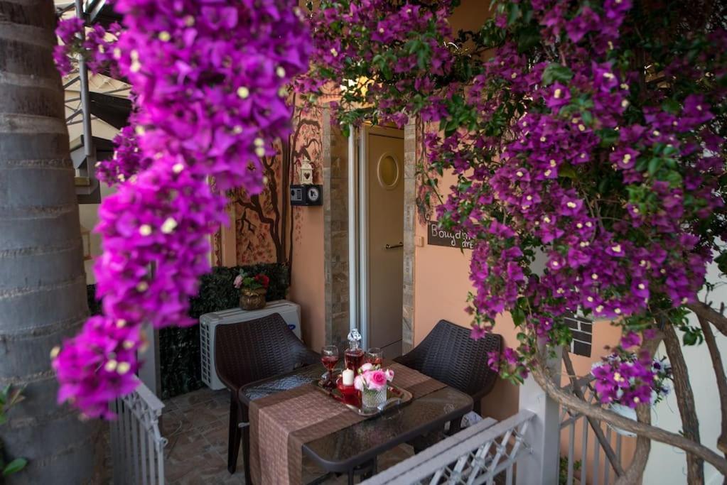 Bougainvillea House 1 Kalamata Dış mekan fotoğraf